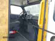 2000 Dodge Cargo z VIN 2B6LB31Z0YK180584, wystawiony jako IAAI lot #42722899 z przebiegiem 93 863 mil mil oraz . Historia ofert i sprzedaży dostępna na DreamBid. Obrazek 5.