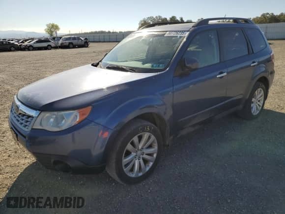 2013 Subaru Forester X Premium z VIN JF2SHADC7DH417894, wystawiony jako Copart lot #80726235 z przebiegiem 150 081 mil mil oraz Szkoda całkowita • Salvage title. Historia ofert i sprzedaży dostępna na DreamBid. Obrazek 1.