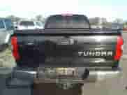 2018 Toyota Tundra SR с VIN 5TFUW5F19JX754195, выставлен на аукционе IAAI как лот 41275809 с пробегом 66 142 миль миль и . История ставок и продаж доступна на DreamBid. Изображение 16.