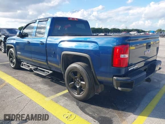 2017 GMC Sierra 1500 z VIN 1GTV2LEC4HZ381265, wystawiony jako IAAI lot #43525619 z przebiegiem 129 726 mil mil oraz . Historia ofert i sprzedaży dostępna na DreamBid. Obrazek 3.