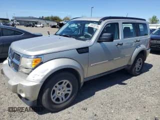2009 Dodge Nitro SE с VIN 1D8GT28K19W541402, выставлен на аукционе Copart как лот 57487874 с пробегом 189 653 миль миль и Списание • Salvage title. История ставок и продаж доступна на DreamBid. Изображение 1.