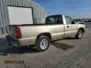 2006 Chevrolet Silverado 1500 LS z VIN 1GCEC14V66Z239551, wystawiony jako Copart lot #80305714 z przebiegiem 104 206 mil mil oraz Szkoda całkowita • Salvage title. Historia ofert i sprzedaży dostępna na DreamBid. Obrazek 3.