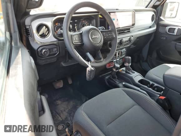 2024 Jeep Wrangler Sport с VIN 1C4PJXAGXRW353243, выставлен на аукционе Copart как лот 62457925 с пробегом 3 234 миль миль и Списание • Salvage title. История ставок и продаж доступна на DreamBid. Изображение 8.