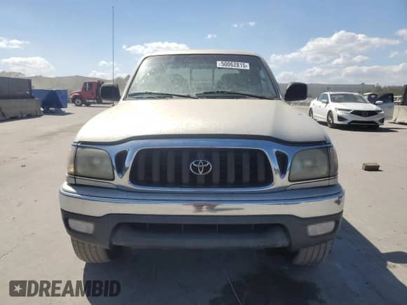 2002 Toyota Tacoma PreRunner z VIN 5TEGM92N82Z052575, wystawiony jako Copart lot #50062815 z przebiegiem 314 154 mil mil oraz Czysty tytuł • Clean title. Historia ofert i sprzedaży dostępna na DreamBid. Obrazek 5.