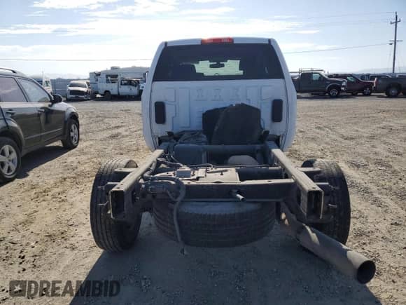 2015 Chevrolet Silverado 2500HD Work Truck с VIN 1GB2CUE8XFZ141947, выставлен на аукционе Copart как лот 71298994 с пробегом 184 592 миль миль и Списание • Salvage title. История ставок и продаж доступна на DreamBid. Изображение 6.