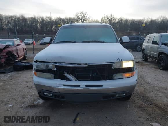 2003 Chevrolet Tahoe Z71 с VIN 1GNEK13Z93R102582, выставлен на аукционе IAAI как лот 41269919 с пробегом 178 777 миль миль и . История ставок и продаж доступна на DreamBid. Изображение 12.