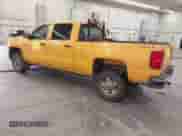 2015 Chevrolet Silverado 2500HD Work Truck z VIN 1GC1KUEG7FF622225, wystawiony jako IAAI lot #42516923 z przebiegiem 71 555 mil mil oraz . Historia ofert i sprzedaży dostępna na DreamBid. Obrazek 3.