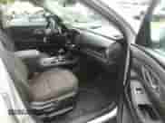 2019 Chevrolet Traverse LT Cloth z VIN 1GNEVGKW0KJ157212, wystawiony jako IAAI lot #42800696 z przebiegiem 84 825 mil mil oraz . Historia ofert i sprzedaży dostępna na DreamBid. Obrazek 5.