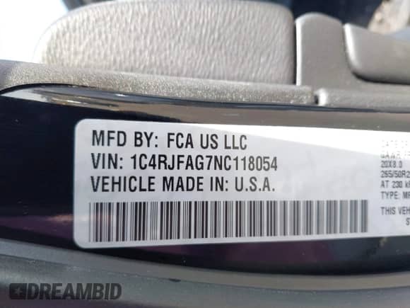 2022 Jeep Grand Cherokee Laredo X with VIN 1C4RJFAG7NC118054, listed as a IAAI auction lot 41790794 with 29,609 mi miles and . Bid and sale history available at DreamBid. Image 9.