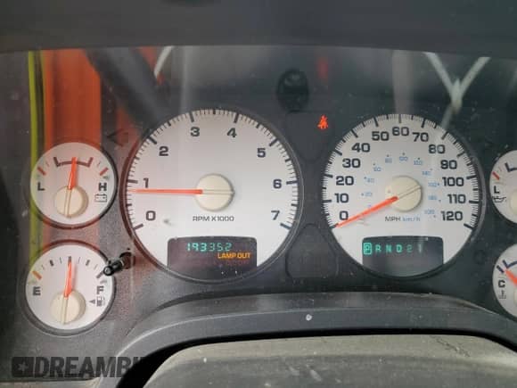 2003 Dodge 2500 ST with VIN 1D7KU28DX3J568924, listed as a Copart auction lot 80341815 with 193,352 mi miles and Non repairable. Bid and sale history available at DreamBid. Image 9.