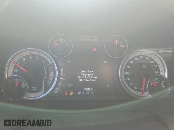 2018 Ram 1500 Laramie z VIN 1C6RR7NM1JS356813, wystawiony jako Copart lot #63846575 z przebiegiem 109 451 mil mil oraz Szkoda całkowita • Salvage title. Historia ofert i sprzedaży dostępna na DreamBid. Obrazek 9.