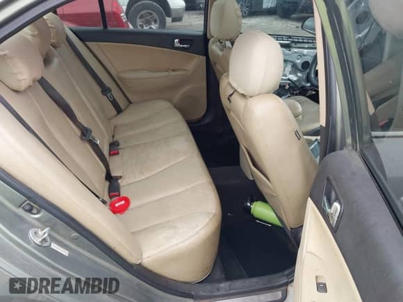 2010 Hyundai Sonata Limited с VIN 5NPEU4AF4AH575825, выставлен на аукционе IAAI как лот 42245763 с пробегом Не указан миль и . История ставок и продаж доступна на DreamBid. Изображение 8.