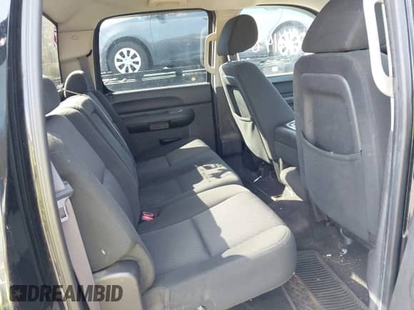 2011 Chevrolet Silverado 1500 LS z VIN 3GCPKREA4BG353984, wystawiony jako IAAI lot #42094148 z przebiegiem 218 766 mil mil oraz . Historia ofert i sprzedaży dostępna na DreamBid. Obrazek 8.