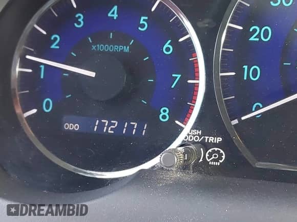 2010 Toyota Sienna XLE с VIN 5TDYK4CC6AS321792, выставлен на аукционе IAAI как лот 43475363 с пробегом 172 171 миль миль и . История ставок и продаж доступна на DreamBid. Изображение 15.