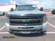 2010 Chevrolet Silverado 1500 LT z VIN 3GCRKSEA6AG104178, wystawiony jako IAAI lot #43034637 z przebiegiem 232 844 mil mil oraz . Historia ofert i sprzedaży dostępna na DreamBid. Obrazek 12.