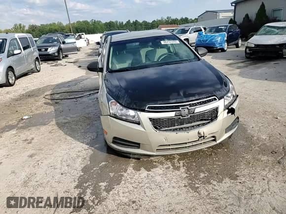 2013 Chevrolet Cruze LS z VIN 1G1PA5SH9D7255179, wystawiony jako Copart lot #80737295 z przebiegiem 139 930 mil mil oraz Szkoda całkowita • Salvage title. Historia ofert i sprzedaży dostępna na DreamBid. Obrazek 13.