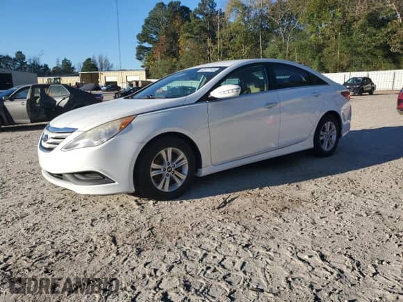 2014 Hyundai Sonata GLS z VIN 5NPEB4AC8EH862280, wystawiony jako Copart lot #82477145 z przebiegiem 160 053 mil mil oraz Czysty tytuł • Clean title. Historia ofert i sprzedaży dostępna na DreamBid. Obrazek 1.