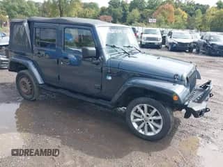 2008 Jeep Wrangler Unlimited Sahara z VIN 1J4GA59188L509746, wystawiony jako IAAI lot #43445058 z przebiegiem 217 689 mil mil oraz . Historia ofert i sprzedaży dostępna na DreamBid. Obrazek 1.