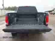 2012 GMC Sierra 1500 SLT z VIN 3GTP1WE00CG252712, wystawiony jako IAAI lot #41520721 z przebiegiem 217 013 mil mil oraz . Historia ofert i sprzedaży dostępna na DreamBid. Obrazek 16.