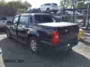 2007 Chevrolet Avalanche 3LT с VIN 3GNFK12387G203037, выставлен на аукционе IAAI как лот 43045245 с пробегом 207 395 миль миль и . История ставок и продаж доступна на DreamBid. Изображение 3.