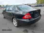 2007 Mercedes-Benz C 230 Sport with VIN WDBRF52H77A935136, listed as a IAAI auction lot 43441930 with 152,222 mi miles and . Bid and sale history available at DreamBid. Image 3.