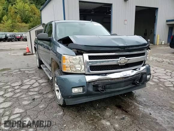 2007 Chevrolet Silverado 1500 1LT with VIN 1GCEK190X7Z577102, listed as a Copart auction lot 70985705 with 130,470 mi miles and Salvage title. Bid and sale history available at DreamBid. Image 13.