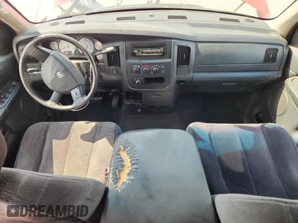 2005 Dodge 1500 SLT with VIN 1D7HU18D65J607029, listed as a Copart auction lot 82328685 with 327,916 mi miles and Clean title. Bid and sale history available at DreamBid. Image 8.