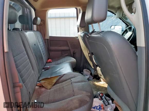 2006 Dodge 2500 ST с VIN 3D7KR28C96G258729, выставлен на аукционе Copart как лот 70421225 с пробегом Не указан миль и Списание • Salvage title. История ставок и продаж доступна на DreamBid. Изображение 10.