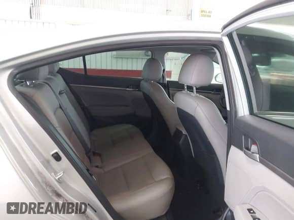 2017 Hyundai Elantra SE with VIN 5NPD84LF8HH023221, listed as a IAAI auction lot 43125742 with 86,917 mi miles and . Bid and sale history available at DreamBid. Image 8.