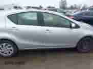 2015 Toyota Prius One z VIN JTDKDTB35F1575641, wystawiony jako IAAI lot #41803870 z przebiegiem 129 286 mil mil oraz . Historia ofert i sprzedaży dostępna na DreamBid. Obrazek 13.