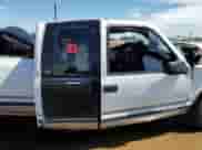 1997 GMC Sierra 1500 z VIN 2GTEC19R1V1570749, wystawiony jako Copart lot #65371475 z przebiegiem Nie podano mil oraz Nie do naprawy • Non repairable. Historia ofert i sprzedaży dostępna na DreamBid. Obrazek 10.