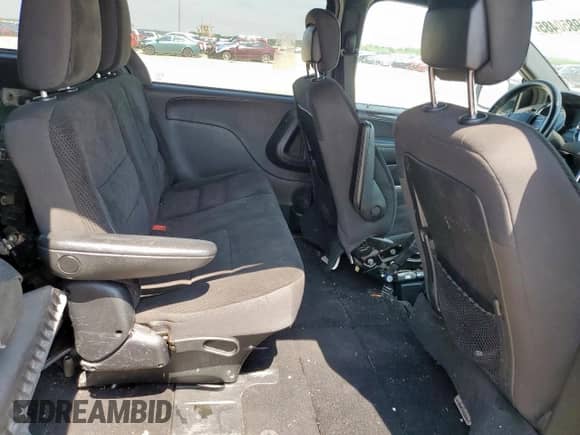 2019 Dodge Grand Caravan SE 35th Anniversary Edition with VIN 2C4RDGBG1KR590698, listed as a Copart auction lot 59850485 with 131,818 mi miles and Clean title. Bid and sale history available at DreamBid. Image 11.