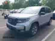 2023 Honda Passport TrailSport с VIN 5FNYF8H68PB043019, выставлен на аукционе IAAI как лот 42456931 с пробегом 7 311 миль миль и . История ставок и продаж доступна на DreamBid. Изображение 2.