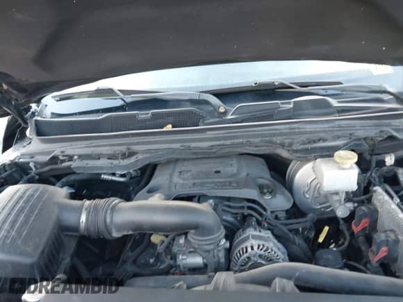 2019 Ram 1500 Laramie with VIN 1C6RREJT7KN792423, listed as a IAAI auction lot 43058571 with 118,086 mi miles and . Bid and sale history available at DreamBid. Image 10.