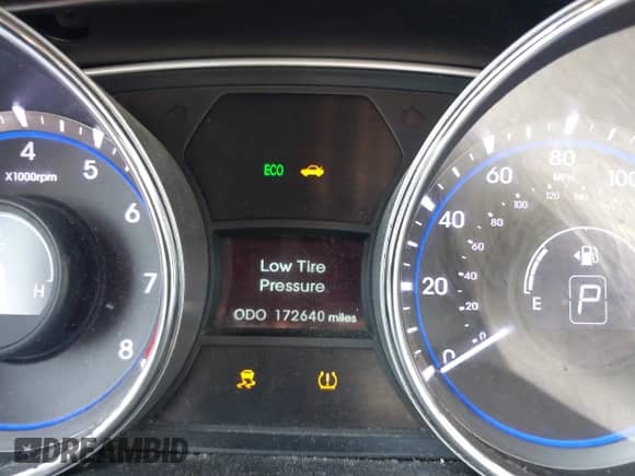 2014 Hyundai Sonata GLS z VIN 5NPEB4ACXEH849644, wystawiony jako IAAI lot #42474779 z przebiegiem 172 640 mil mil oraz . Historia ofert i sprzedaży dostępna na DreamBid. Obrazek 7.