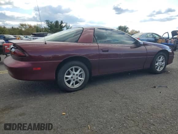 2002 Chevrolet Camaro with VIN 2G1FP22KX22112069, listed as a Copart auction lot 82772775 with 140,363 mi miles and Clean title. Bid and sale history available at DreamBid. Image 3.