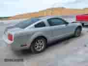 2006 Ford Mustang Standard with VIN 1ZVFT80N265260274, listed as a IAAI auction lot 43139061 with 222,674 mi miles and . Bid and sale history available at DreamBid. Image 4.