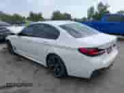 2021 BMW 5 Series 540i с VIN WBA53BJ07MWW92703, выставлен на аукционе IAAI как лот 41868430 с пробегом Не указан миль и . История ставок и продаж доступна на DreamBid. Изображение 3.