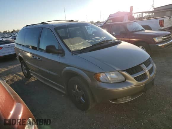 2003 Dodge Caravan ES с VIN 2D4GP54LX3R359283, выставлен на аукционе Copart как лот 89158995 с пробегом 172 987 миль миль и Списание • Salvage title. История ставок и продаж доступна на DreamBid. Изображение 4.