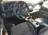 2013 Toyota Tacoma PreRunner z VIN 5TFTX4GN8DX024786, wystawiony jako Copart lot #84446525 z przebiegiem 306 376 mil mil oraz Czysty tytuł • Clean title. Historia ofert i sprzedaży dostępna na DreamBid. Obrazek 8.