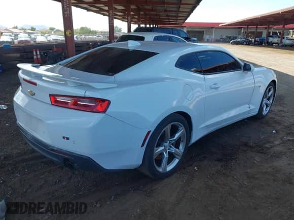 2018 Chevrolet Camaro 2SS with VIN 1G1FH1R71J0127200, listed as a IAAI auction lot 43274616 with 99,361 mi miles and . Bid and sale history available at DreamBid. Image 4.