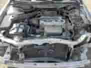 2001 Honda Accord LX with VIN 1HGCG66531A124744, listed as a Copart auction lot 70809655 with 81,927 mi miles and Salvage title. Bid and sale history available at DreamBid. Image 11.