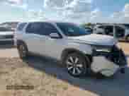 2024 Honda Pilot Touring с VIN 5FNYG2H77RB006064, выставлен на аукционе Copart как лот 62533225 с пробегом 20 651 миль миль и Списание • Salvage title. История ставок и продаж доступна на DreamBid. Изображение 4.