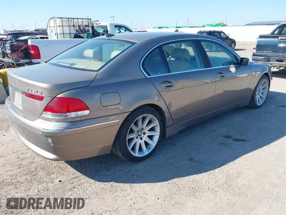 2003 BMW 7 Series 745Li с VIN WBAGN63493DR14954, выставлен на аукционе IAAI как лот 42219740 с пробегом 98 342 миль миль и . История ставок и продаж доступна на DreamBid. Изображение 4.