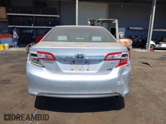 2013 Toyota Camry LE z VIN 4T1BD1FK1DU065025, wystawiony jako IAAI lot #42749481 z przebiegiem 88 374 mil mil oraz . Historia ofert i sprzedaży dostępna na DreamBid. Obrazek 17.