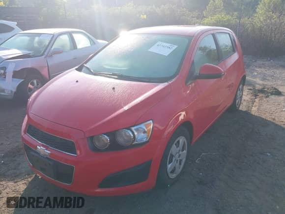 2015 Chevrolet Sonic LS с VIN 1G1JA6SG2F4203139, выставлен на аукционе IAAI как лот 42742382 с пробегом 151 168 миль миль и . История ставок и продаж доступна на DreamBid. Изображение 2.