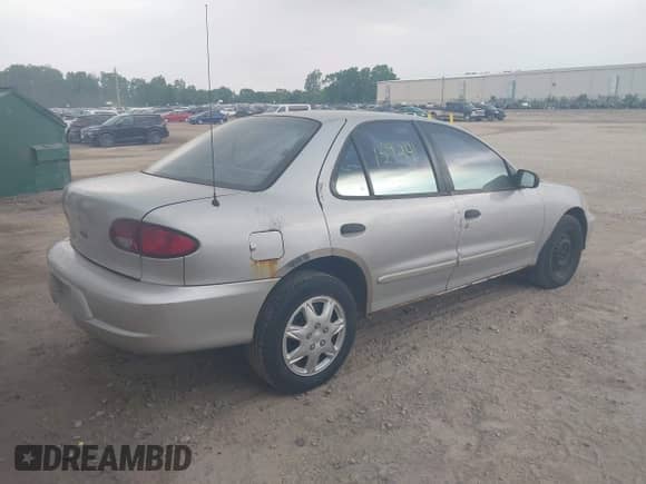 2001 Chevrolet Cavalier LS с VIN 1G1JF524317344391, выставлен на аукционе IAAI как лот 42413924 с пробегом 113 588 миль миль и . История ставок и продаж доступна на DreamBid. Изображение 4.