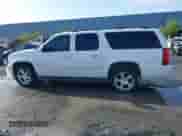 2014 Chevrolet Suburban LTZ with VIN 1GNSKKE79ER139252, listed as a IAAI auction lot 41197789 with 170,065 mi miles and . Bid and sale history available at DreamBid. Image 15.