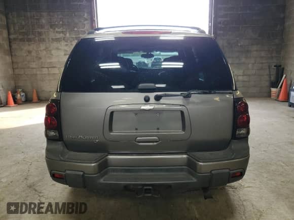 2005 Chevrolet TrailBlazer LS с VIN 1GNDT13S552303841, выставлен на аукционе Copart как лот 82066305 с пробегом 113 457 миль миль и Списание • Salvage title. История ставок и продаж доступна на DreamBid. Изображение 6.