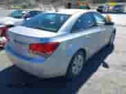 2013 Chevrolet Cruze LS с VIN 1G1PB5SG8D7173089, выставлен на аукционе IAAI как лот 43526490 с пробегом 211 251 миль миль и . История ставок и продаж доступна на DreamBid. Изображение 4.